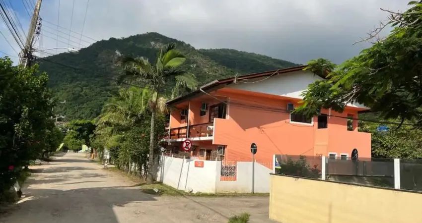 Casa com 11 quartos à venda na Rua Inério Joaquim da Silva, 786, Pântano do Sul, Florianópolis