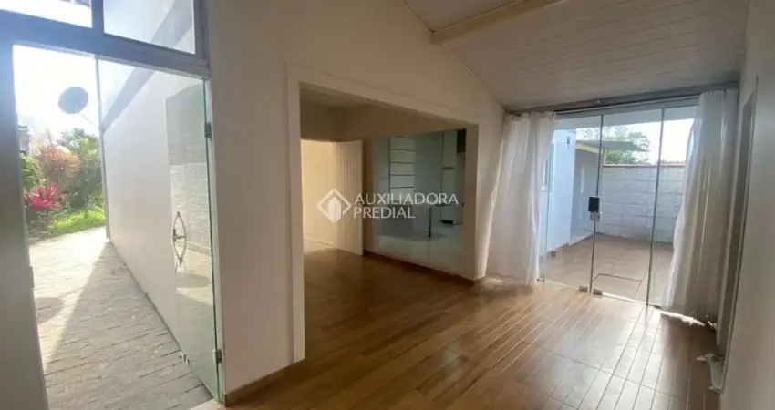 Casa com 3 quartos à venda na dos Ipês, 204, Ponte do Imaruim, Palhoça