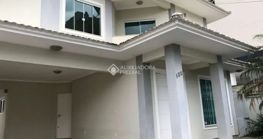 Casa com 4 quartos à venda na Rua Bolonha, 130, Pagani, Palhoça