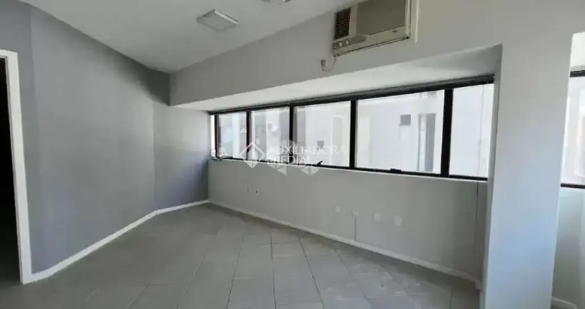 Prédio à venda na Rua Dom Jaime Câmara, 66, Centro, Florianópolis