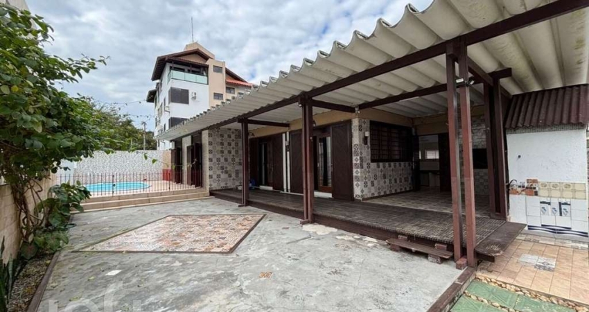 Casa com 4 quartos à venda na Rua João Luiz da Silva Brito, 334, Canasvieiras, Florianópolis