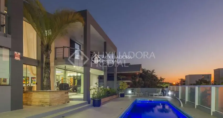 Casa com 5 quartos à venda na Rua José Nazareno Coelho, 98, João Paulo, Florianópolis