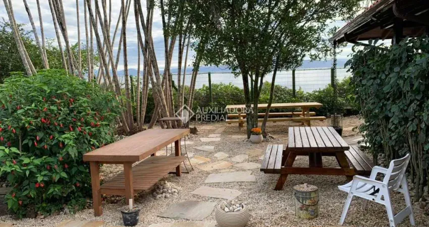 Casa com 3 quartos à venda na Rua Gilson da Costa Xavier, 1259, Sambaqui, Florianópolis