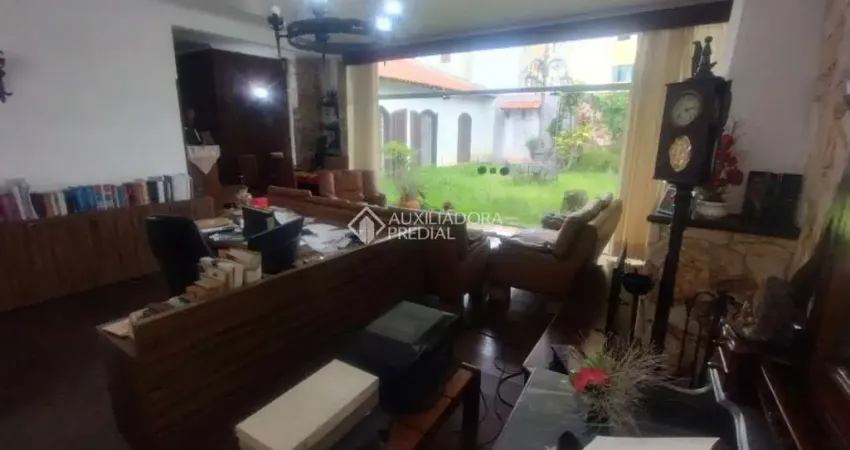 Casa em condomínio fechado com 4 quartos à venda na Rua Vicente Galafassi, 70, Nova Petrópolis, São Bernardo do Campo