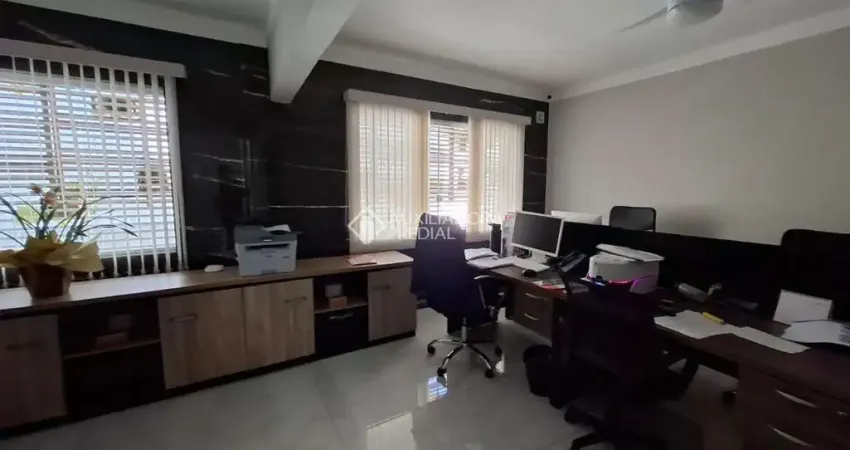 Casa comercial à venda na Avenida Getúlio Vargas, 670, Baeta Neves, São Bernardo do Campo