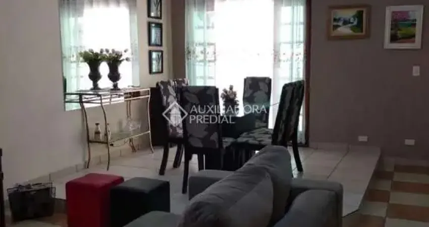 Casa com 3 quartos à venda na Rua Alcino Vieira de Andrade, 103, Parque São Vicente, Mauá