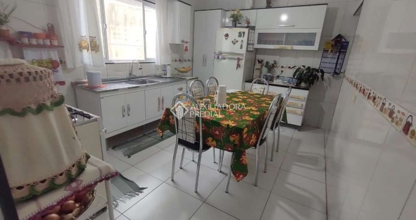 Casa com 3 quartos à venda na Ângelo Daniel, 584, Chácara São Braz, Mauá