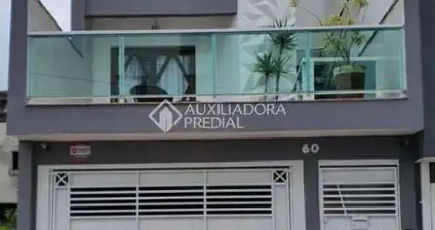 Casa com 3 quartos à venda na Rua Maria Aparecida Lila Montovani Ortiz, 60, Jardim Guapituba, Mauá
