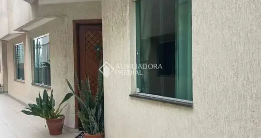 Casa em condomínio fechado com 3 quartos à venda na Rua São Geraldo, 123, Vila Scarpelli, Santo André