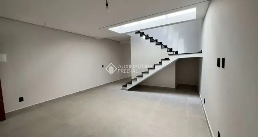 Casa com 3 quartos à venda na Rua Tupi, 295, Cerâmica, São Caetano do Sul