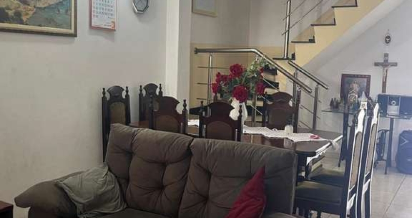 Casa com 3 quartos à venda na Lorena, 44, Vila Iapi, Taubaté