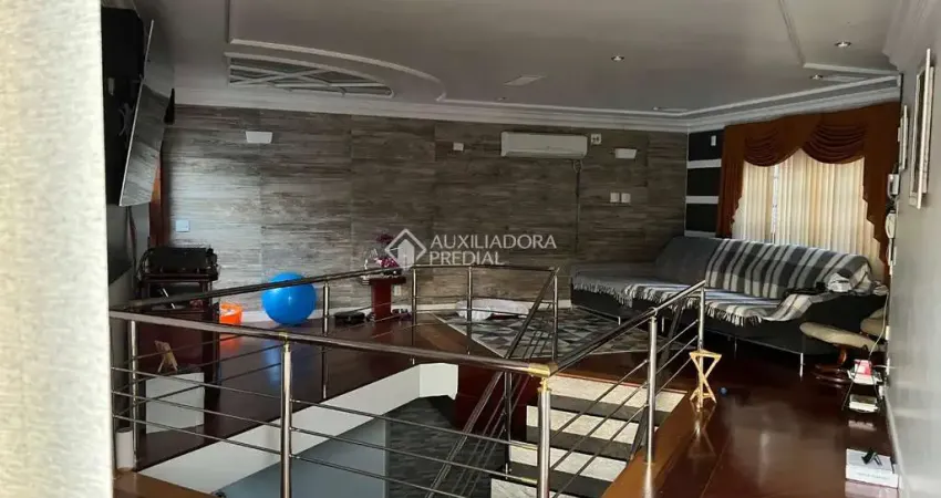 Casa com 4 quartos à venda na Rua dos Caneleiros, 87, Independência, São Bernardo do Campo