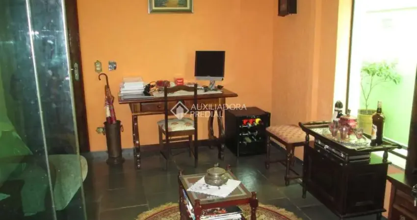 Casa com 3 quartos à venda na Rua Helena Aparecida Secol, 595, Nova Petrópolis, São Bernardo do Campo