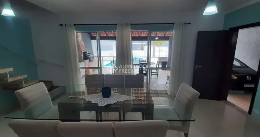 Casa com 5 quartos à venda na Capitão Afonso tessitori, 423, Jardim Santa Terezinha, Itanhaém
