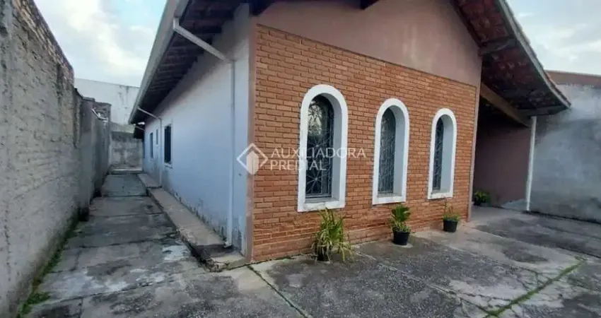 Casa com 3 quartos à venda na Mamboré, 210, Parque das Fontes, Tremembé