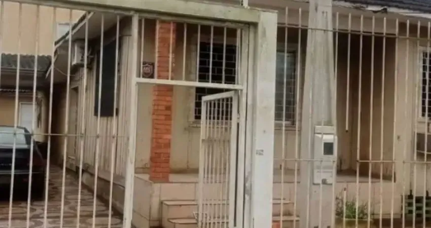 Casa com 5 quartos à venda na Pedro Lourenço Avila Marengo, 48, Vila Eunice Velha, Cachoeirinha