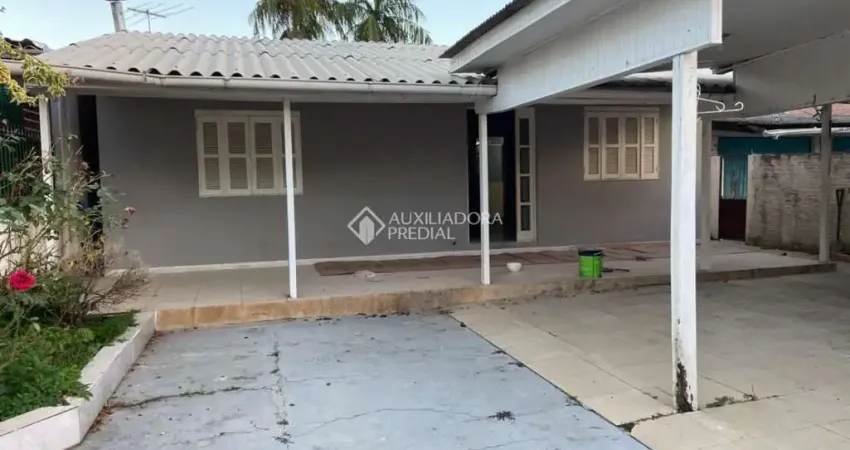 Casa com 2 quartos à venda na Rua Cilon Rosa, 185, Vila Eunice Velha, Cachoeirinha
