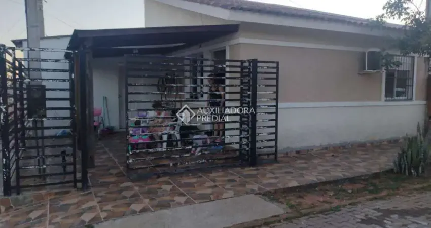Casa com 2 quartos à venda na Rua G, 480, Chácara das Rosas, Cachoeirinha