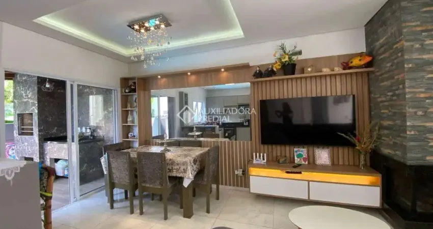 Casa com 3 quartos à venda na Alcides Gomes, 10, Parque dos Anjos, Gravataí