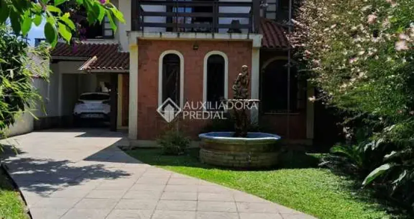 Casa com 3 quartos à venda na Rua Walmor M. de Souza, 307, Central, Gravataí