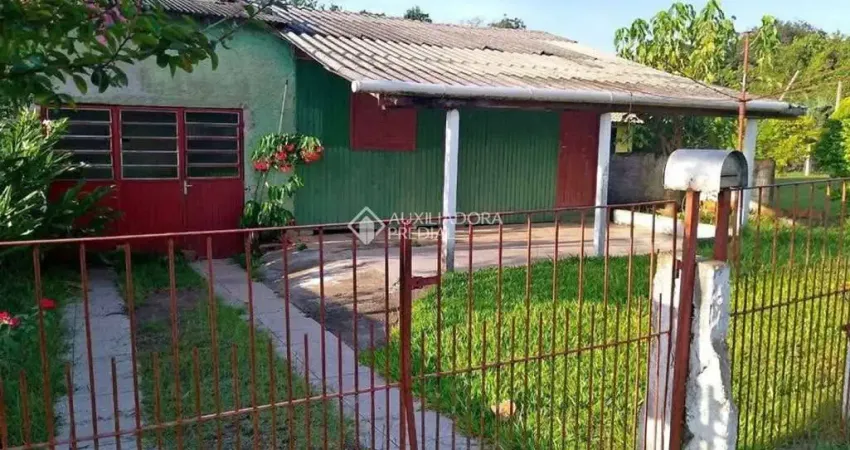 Casa com 2 quartos à venda na Pinto Bandeira, 62, Vila Cledi, Gravataí