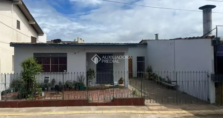 Casa com 4 quartos à venda na Amazonas, 130, Passos dos Ferreiros, Gravataí