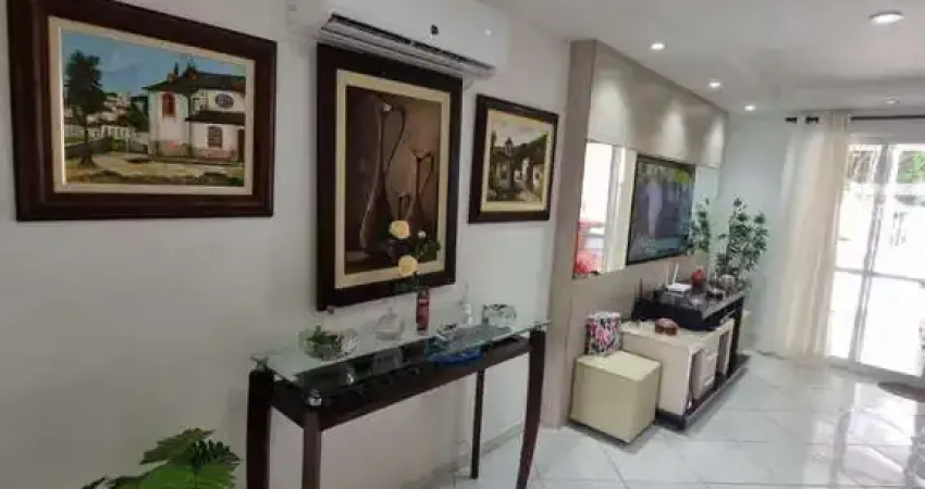 Casa com 2 quartos à venda na Rua Armando Martins Schnorrenberger, 515, Forquilhas, São José