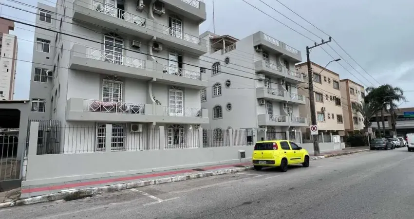 Kitnet / Stúdio à venda na Rua Zenir Kretzer Borges, 55, Kobrasol, São José
