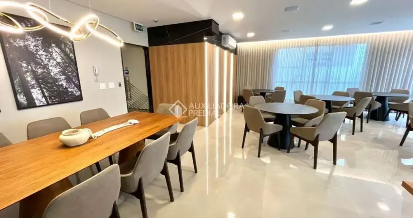 Apartamento com 2 quartos à venda na Rua Brasilpinho, 57, Kobrasol, São José