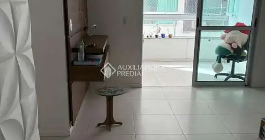 Apartamento com 3 quartos à venda na Rua Antônio Basil Schroeder, 92, Barreiros, São José