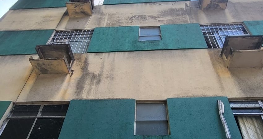 Apto 3 quqrtos à venda, Edf Araras , Espinheiro, Recife/PE