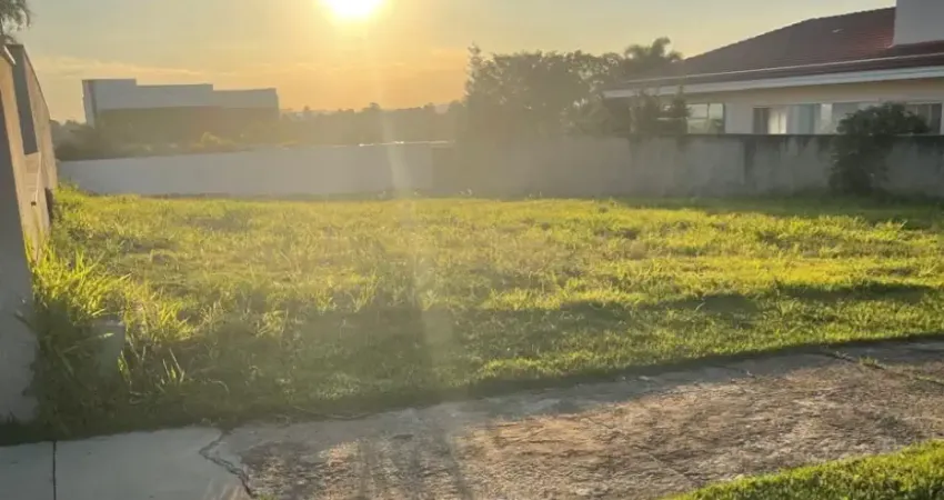 OPORTUNIDADE TERRENO NO SAINT PATRICK VENHA CONSTRUIR O SEU SONHO EM UM TERRENO DE 1.000,00m2