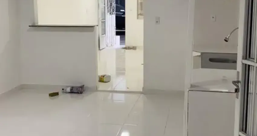 Casa com 3 quartos para alugar na Rua Antônio Garganta, 44, Parque 10 de Novembro, Manaus