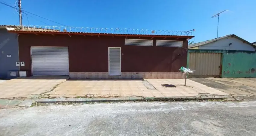Casa para Venda em Goiânia, Parque Atheneu, 4 dormitórios, 3 suítes, 4 banheiros, 3 vagas