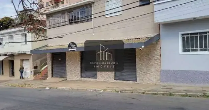 CASA COM PONTO COMERCIAL À VENDA NO BAIRRO APARECIDA