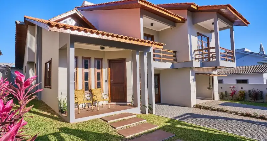 Casa com 4 quartos à venda na Travessa São Pedro, 471, Centro, São Lourenço do Oeste