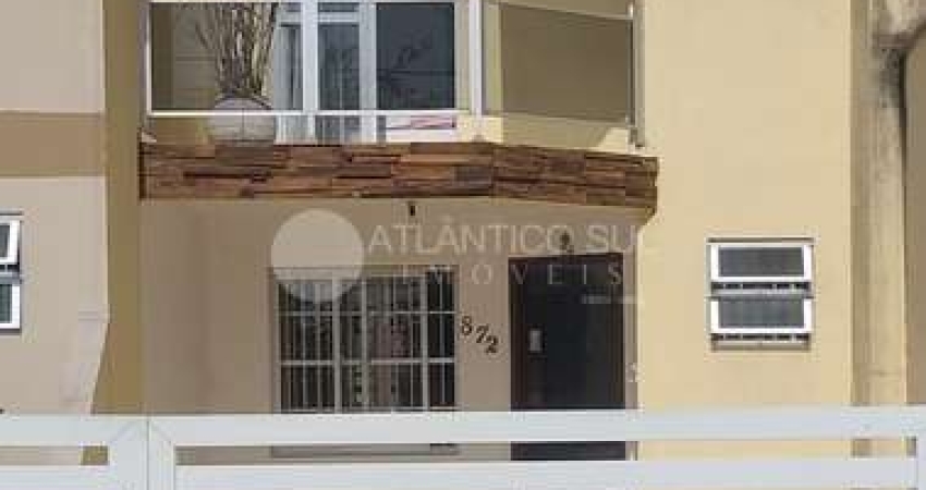 Sobrado no Litoral, Balneário shangrila, com 1 quarto com sacada, 1 suíte sacada