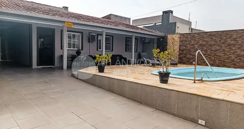 Casa com piscina e 03 quartos em ipanema, pontal do paraná- pr