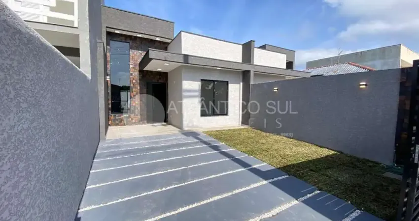 Casa à venda, a 250 metros do mar no balneário costa azul, matinhos - pr