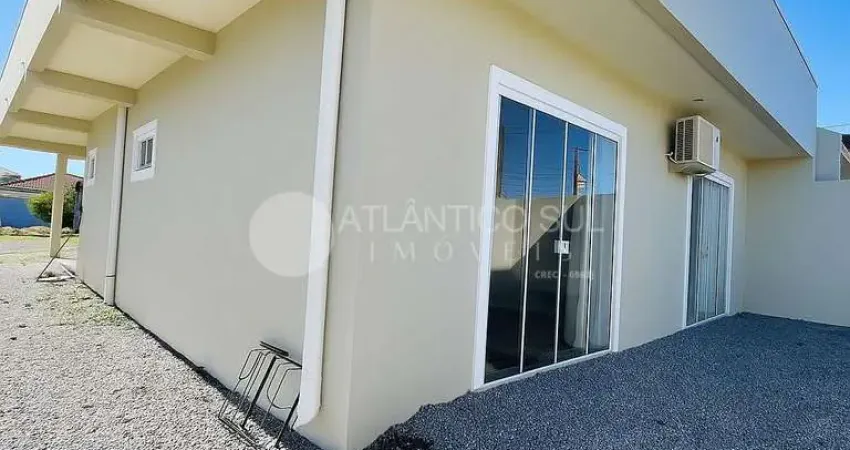 Casa com 2 quartos para alugar no Jardim Jacarandá, Pontal do Paraná