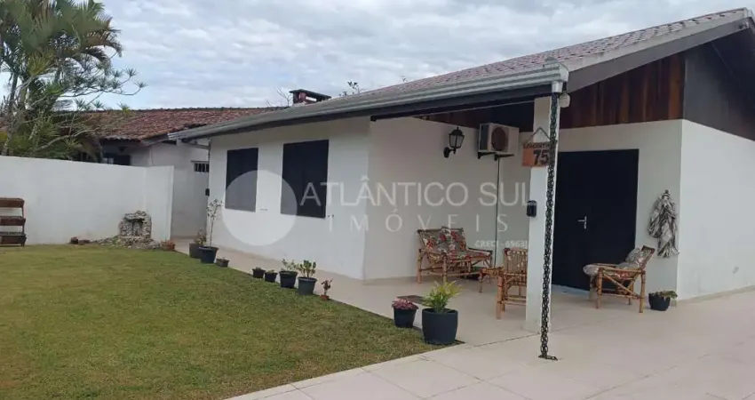 Casa em condomínio fechado em canoas a 400 metros do mar - pontal do paraná