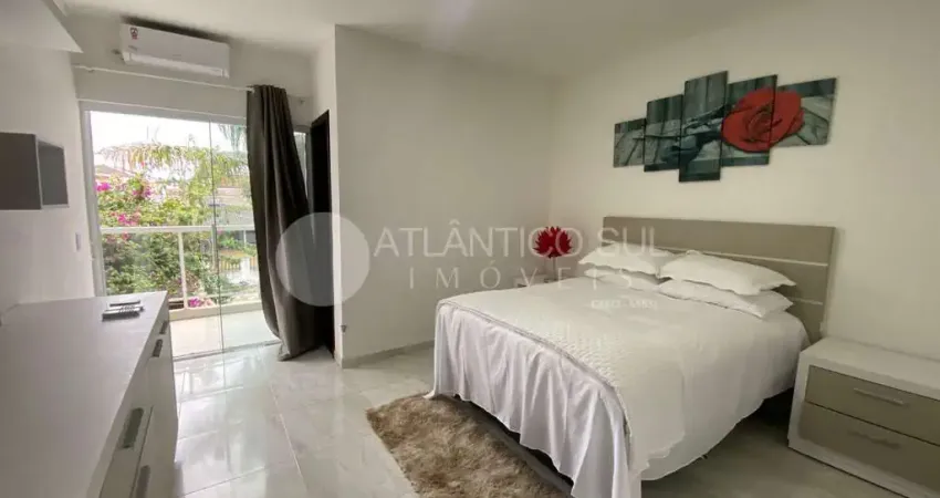 Triplex perto do mar com 03 quartos, praia de leste, pontal do parana - pr