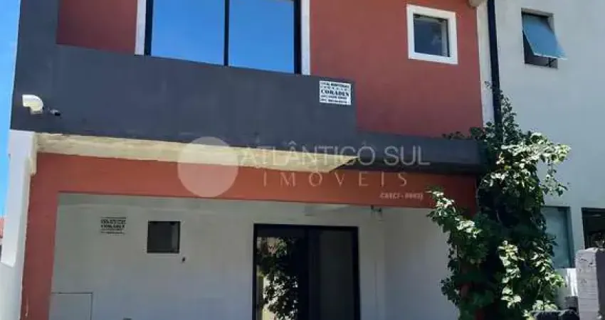 Triplex com piscina à venda, Balneário Gaivotas, MATINHOS- PR