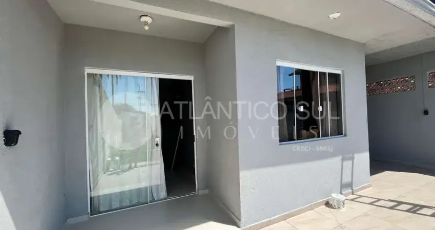 Casa com 2 quartos para alugar no Leblon, Pontal do Paraná