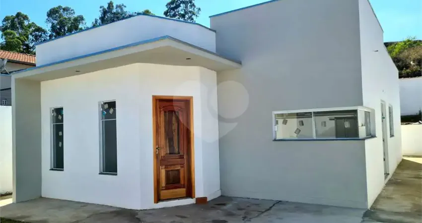 Casa térrea à venda com 3 quartos, sendo 1 suíte, em loteamento residencial tiradentes, poços de caldas - mg