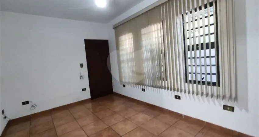 Casa térrea à venda com 3 quartos, sendo 1 suíte,  em vila santa edwirges, são joão da boa vista - sp