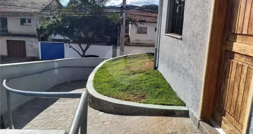 Casa à venda com 3 quartos, sendo 1 suíte, em jardim das acácias, poços de caldas - mg