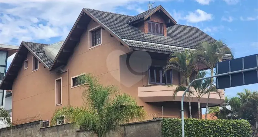 Casa à venda ou para alugar com 6 quartos, sendo 3 suítes,  em jardim dos estados, poços de caldas - mg