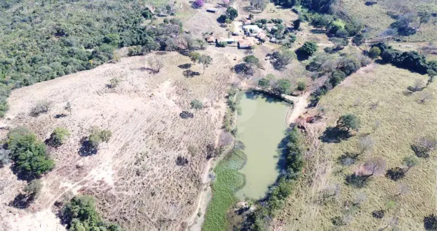 Chácara / sítio com 6 quartos à venda na Rua Barão do Rio Branco, Centro, Curvelo
