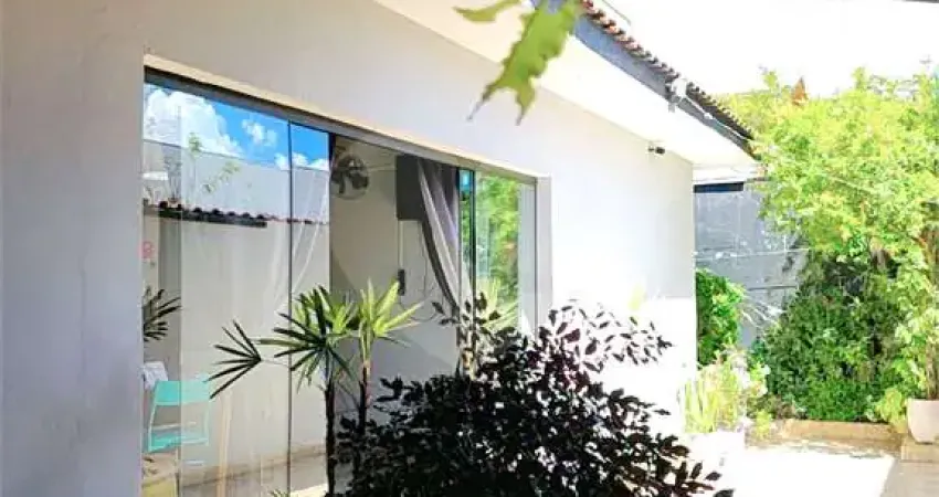 Casa térrea à venda com 6 quartos, sendo 5 suítes,  em joão pinheiro, poços de caldas - mg